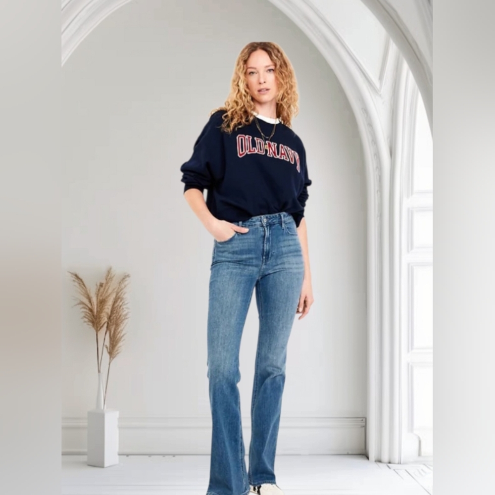 Old Navy Women's Classic WOW FLARE HIGH WISE Blue Wide Leg Jeans NWT SIZE 18